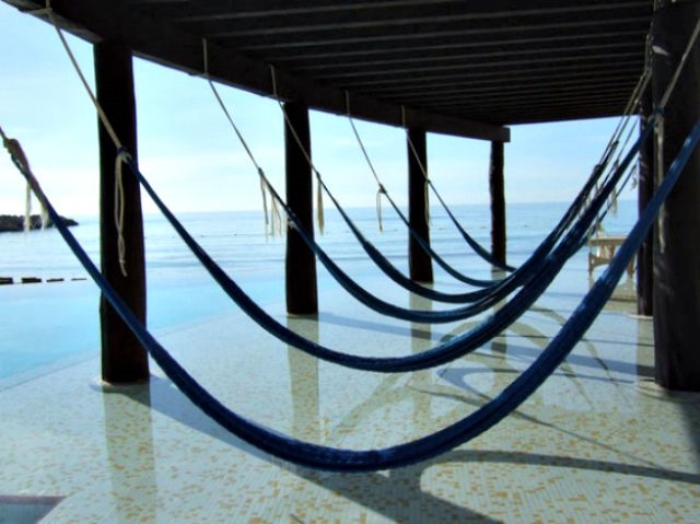 [cool-hammocks-relax-4%255B2%255D.jpg]
