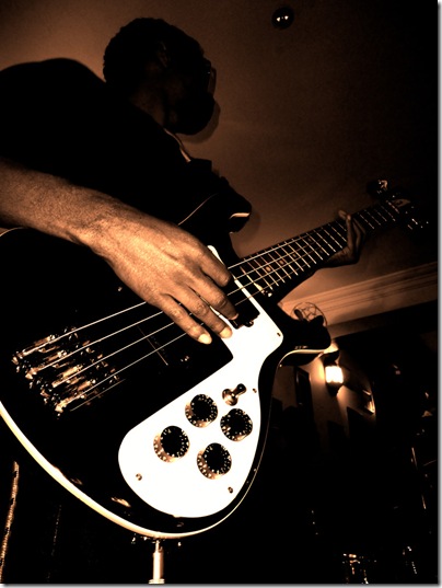 gutha_bar_faces_de_algo_jorge