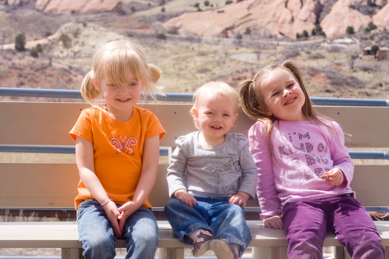 [04%252005%252013_dino%2520ridge%2520lily%2520emma%2520tess%255B4%255D.jpg]
