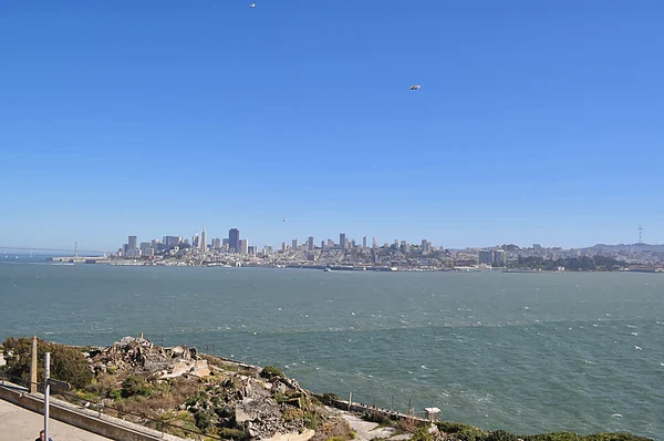 從Alcatraz上遠望舊金山