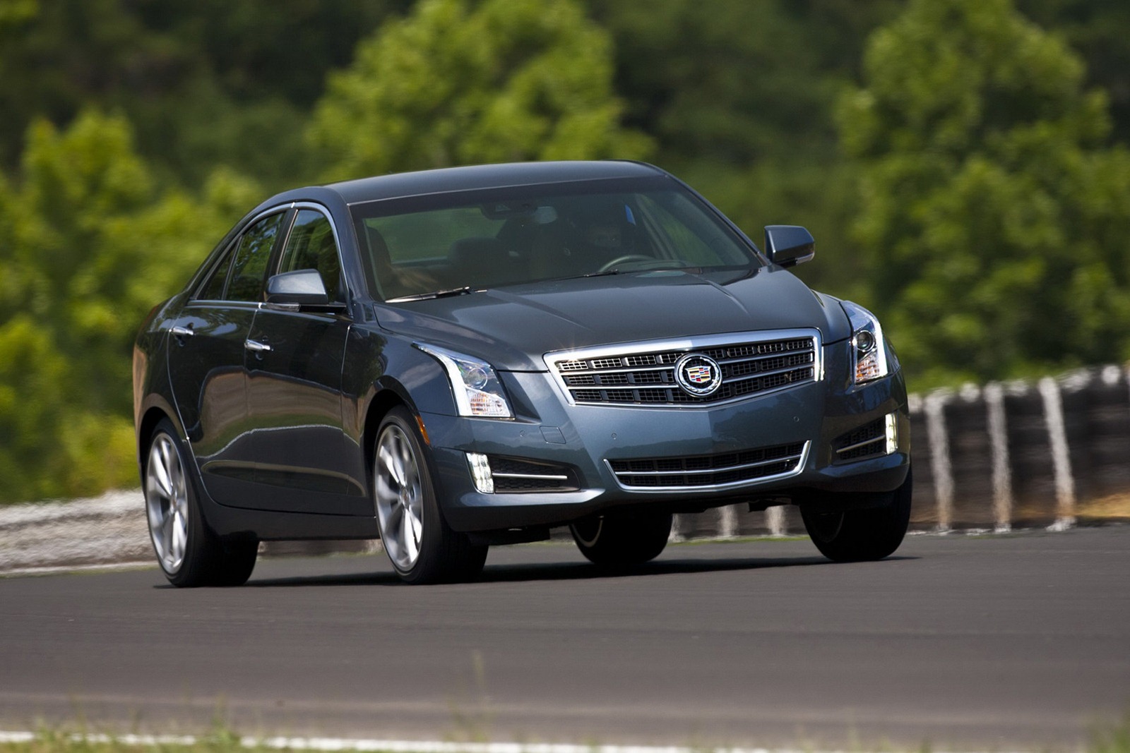 [2013-Cadillac-ATS-75%255B2%255D.jpg]