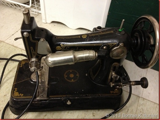Quiltville's Quips Snips In The Land Of Eatonia Beauteous Eatonia Sewing Machine Quiltville's Quips Snips In The Land Of Eatonia Beauteous Eatonia Sewing Machine