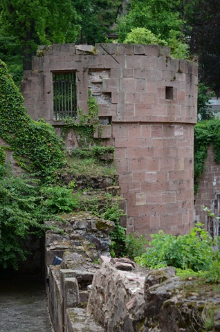 [castle3%255B1%255D.jpg]