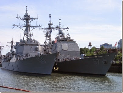 IMG_0967 Arleigh Burke-class Destroyer USS Kidd (DDG-100) & Ticonderoga-class Guided Missile Cruiser USS Lake Champlain (CG-57) in Portland, Oregon on June 8, 2008
