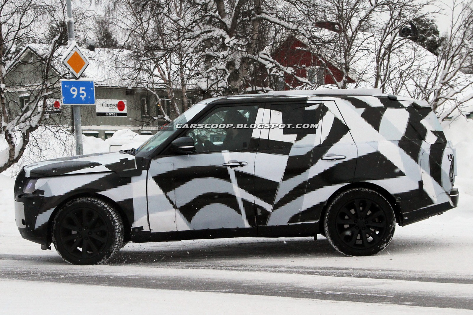 [2013-LR-Range-Rover-14%255B3%255D.jpg]