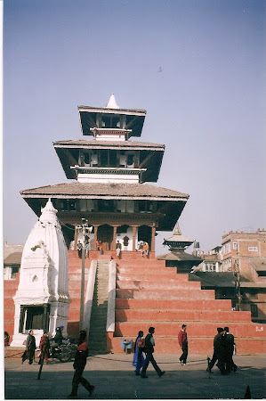 Things to do in Nepal: take pictures in Durbar Square