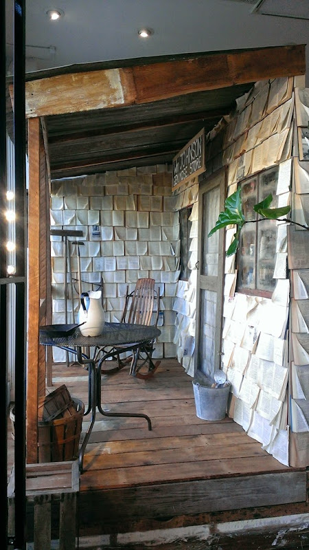 Left sideDyerwindow Left sideDyerwindow
