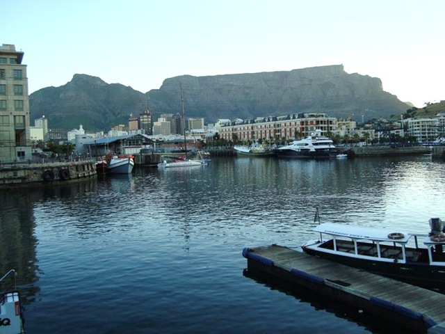 [CAPE%2520TOWN%2520FEB%252016%25202012%2520BY%2520PAUL%2520GLEESON%255B6%255D.jpg]