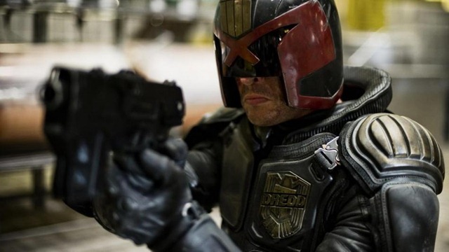 Újabb Dredd fotók Karl Urbannal és Olivia Thirlbyvel a főszerepben 03