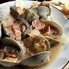 Steamed Clams with Bacon and Beer