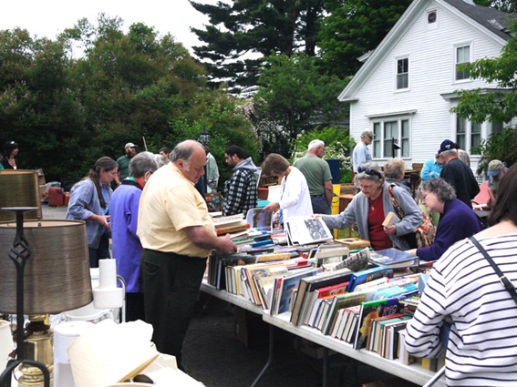 [yard_sale2%255B4%255D.jpg]