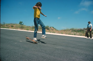One footed nose wheelie for little Eddie Katz