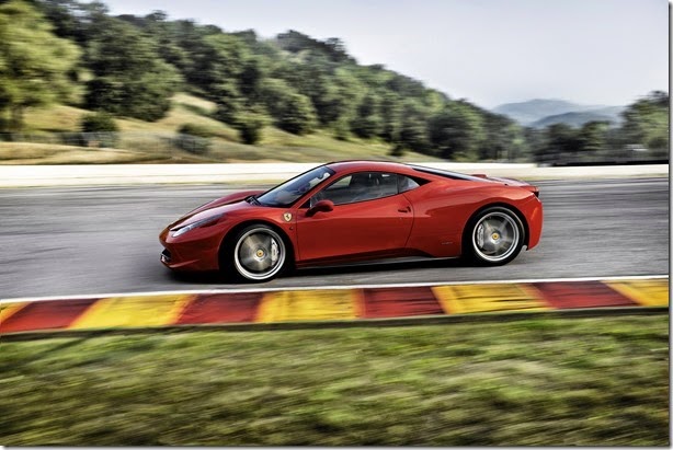 Ferrari-458-Italia-1