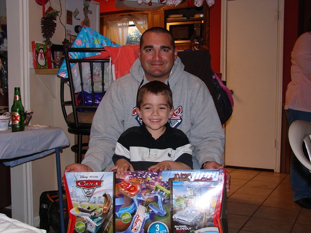 [Riley%2520Christmas%252011%2520023%255B3%255D.jpg]