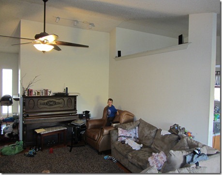 [January-2012-026_thumb22.jpg]