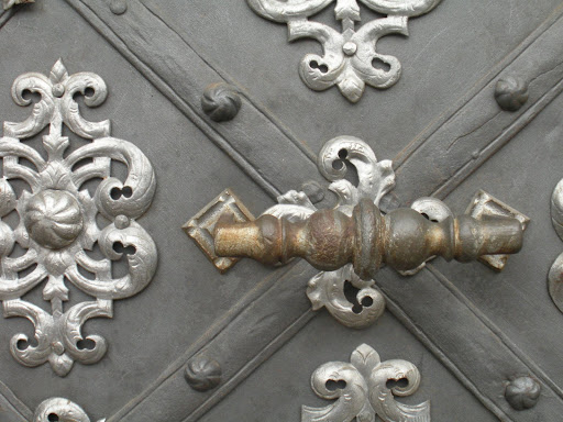 A great detail of the door. (Prague)