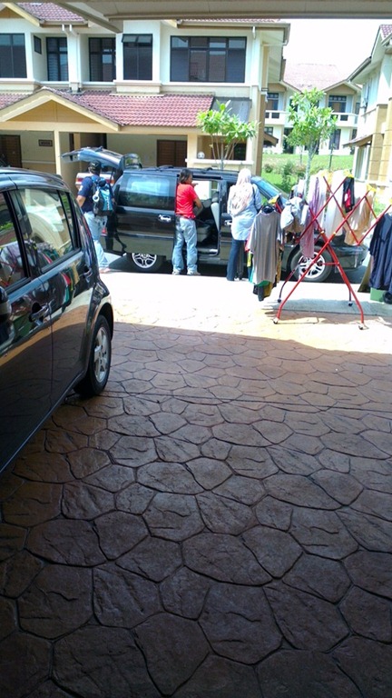 [IMAG092651.jpg]