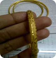 gelang palsu