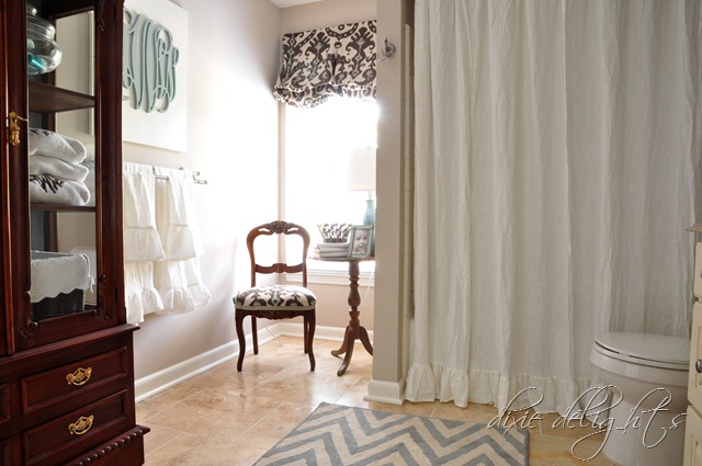 [July%25202012%2520219%255B2%255D.jpg&description=Home Tours: Beautiful Southern Home')]