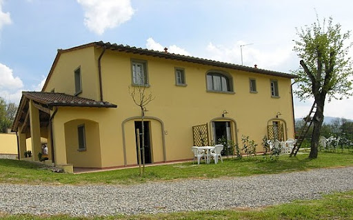 Ferienwohnung für 4 Personen in Borgo San Lorenzo, Toskana (Mugello): 2 Schlafzimmer, 2 Badezimmer, Spülmaschine, gemeinschaftliches Schwimmbad, Wasser 15 km, See 15 km, Hund erlaubt
