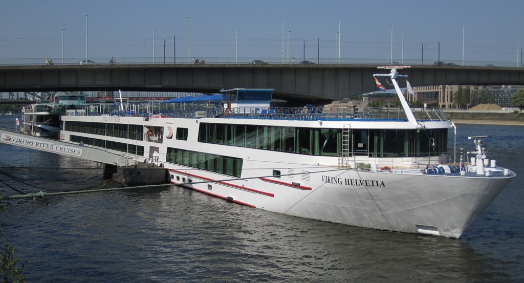 [Cologne%255B9%255D.jpg]