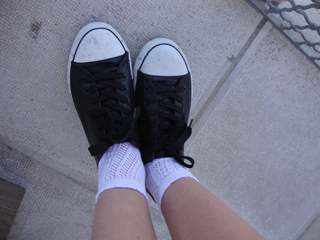 [shoes%2520n%2520socks%255B3%255D.jpg]