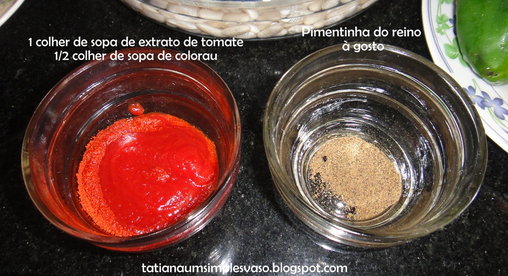 [Extrato-de-tomate-e-pimenta-do-reino.jpg]