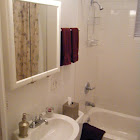 A_Reta_1_Bath1_23_Small.jpg