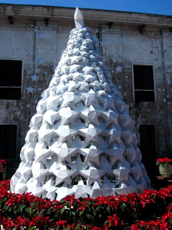 [christmas%2520parol%2520tree%255B3%255D.jpg]