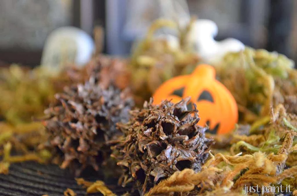 [Halloween-Family-Room-C%255B2%255D.jpg]