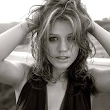kelly-clarkson-04.jpg