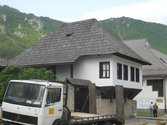 [Trans%2520Balkan%2520Trip%25202011%2520418%255B3%255D.jpg]