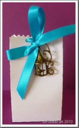 [wedding%2520Favour%2520Box%2520with%2520bird%2520cage%2520embellishment.3%255B3%255D.png]