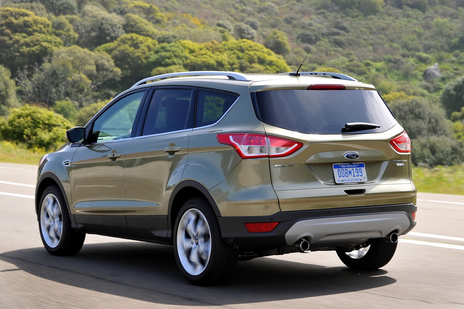 [2013-Ford-Escape-6%255B2%255D.jpg]