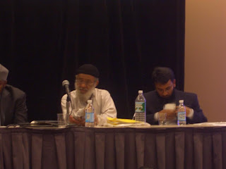 Main Session: "Voices of the Next Generation-- the future of Islam in America"
with Altaf Hussain (Former President MSA National)