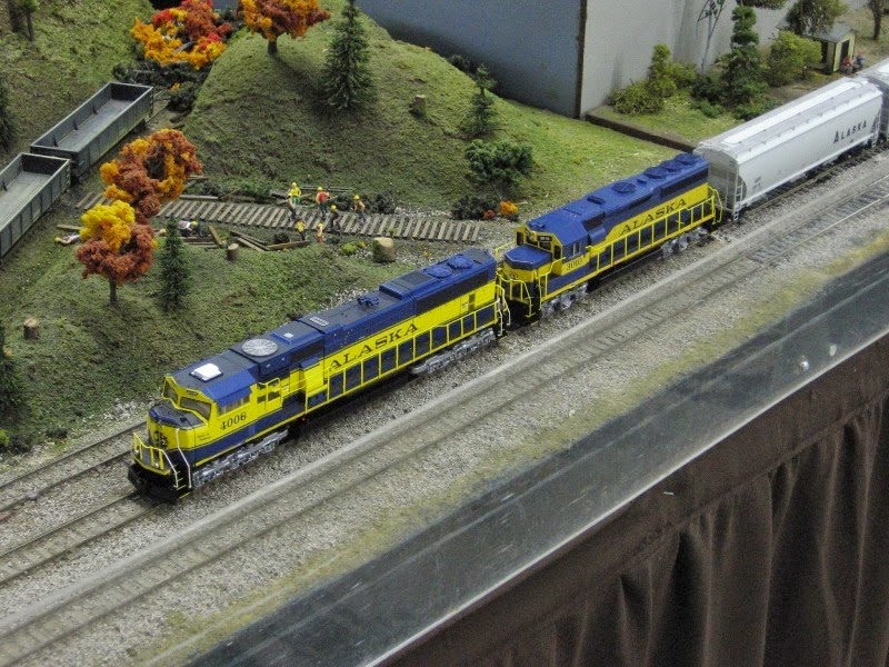 [IMG_0969-Beaverton-Modular-Railroad-%255B2%255D.jpg]