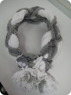 TawnyBee_ChineseBraidedAutumnNeckWarmer