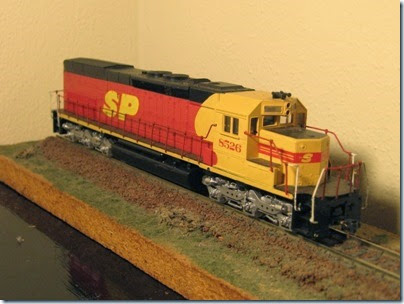 IMG_9462 Athearn SD40T-2 Southern Pacific #8526 Before