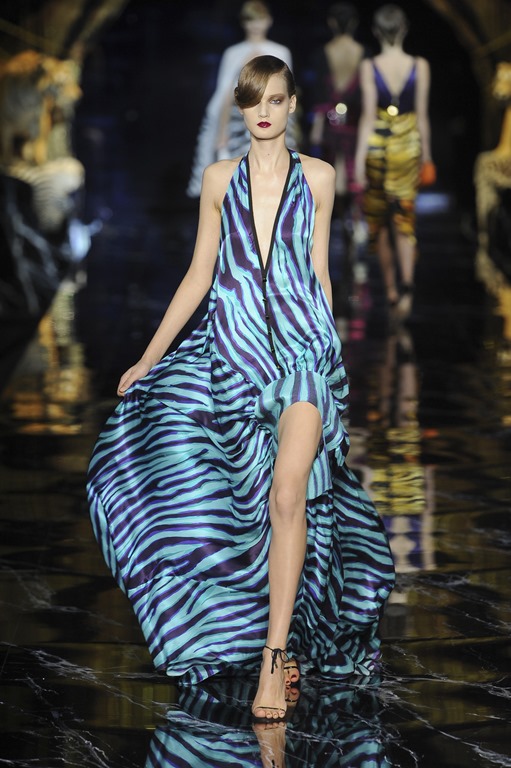 [LouisVuittonSpring2011D456fITMcnzx4.jpg]