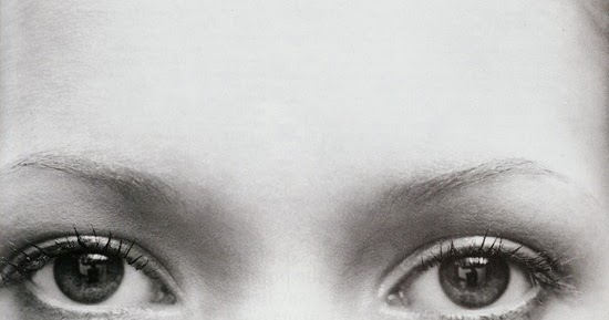 Harper's BAZAAR 1993年7月号 Kate Moss Harper's Bazaar Cover Featuring Kate Moss, July 1993