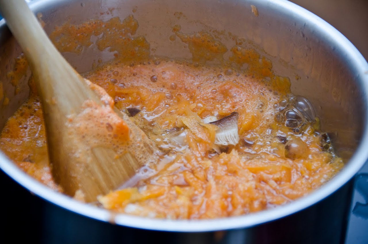 Carrots and shitake mushrooms
