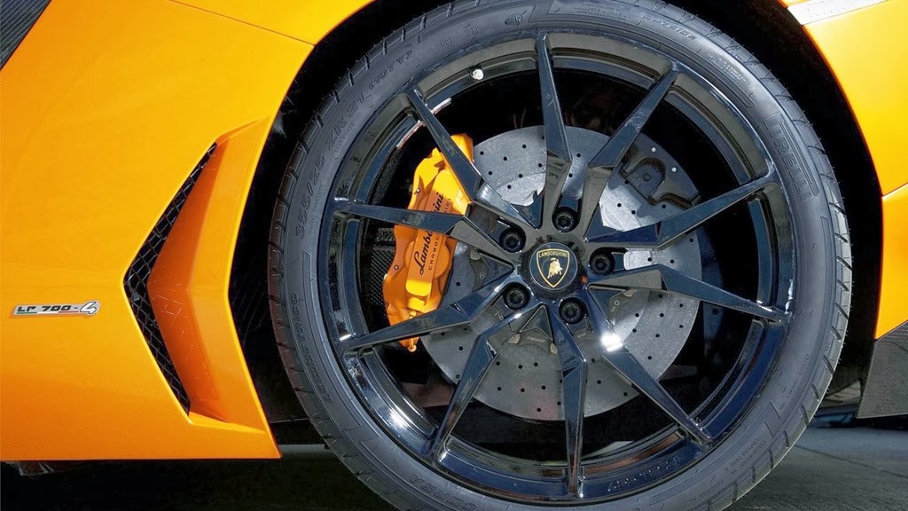 [2014-Lamborghini-Aventador-LP700-4-Roadster-Wheel%255B24%255D.jpg]