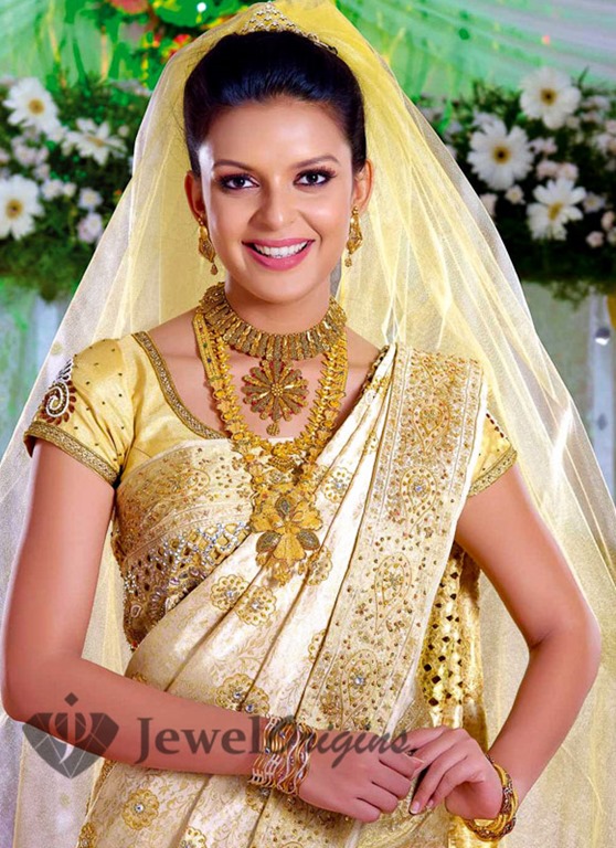[Gold_Necklace%255B4%255D.jpg]