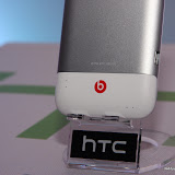 htc sensation xe xl (8).JPG