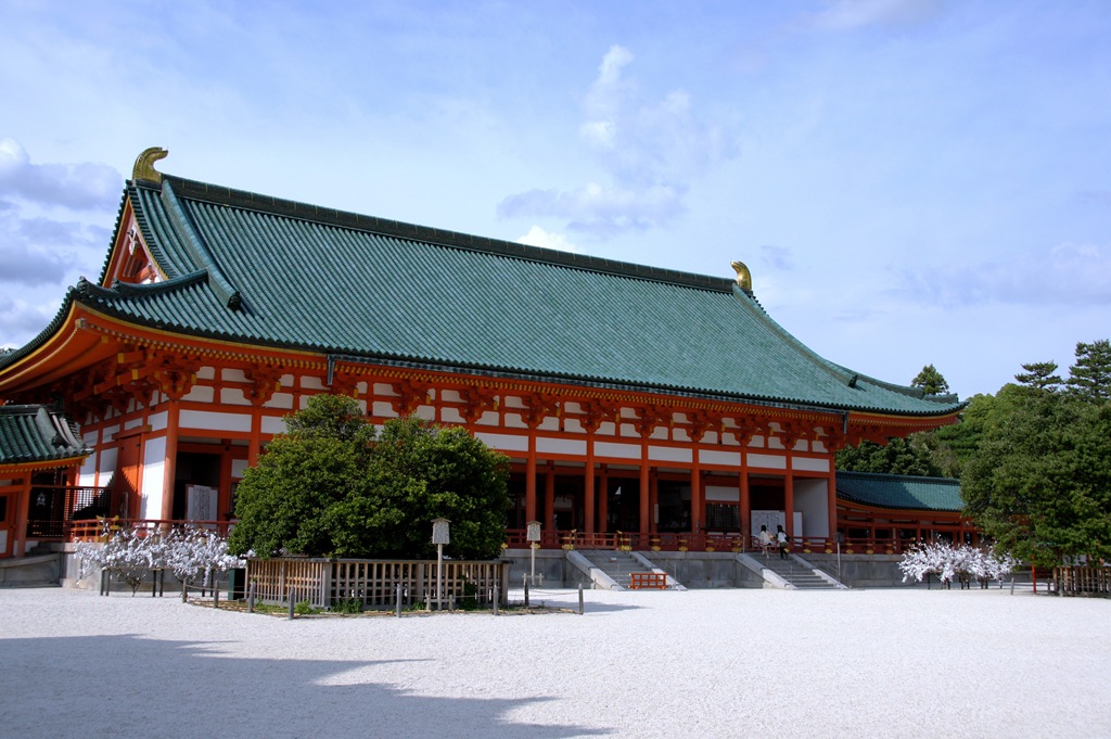 [Gloria%2520Ishizaka%2520-%2520Kyoto%2520-%2520santuario%2520%2520Heian%2520-%2520daigoku%2520den%25202%255B4%255D.jpg]