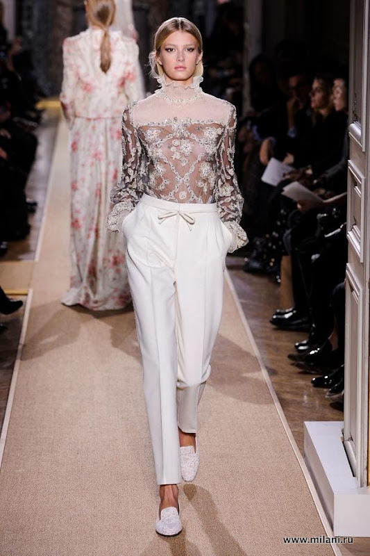 valentino-haute-couture-spring-2012-pfw82.jpg