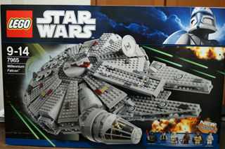 LEGO: 7965 Millennium Falcon