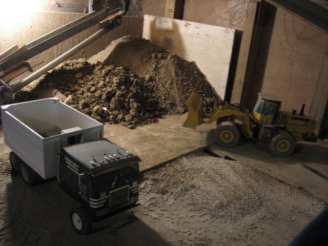 [Joe-Basement-65%255B4%255D.jpg]