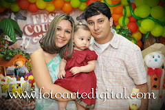 Álbum de fotos de 1 Ano de Maria Clara do estúdio Foto Arte Digital, de Itaborái, RJ, que faz fotografia de casamentos (fotos de casamento), fotos de aniversário (fotografia de aniversário), fotos de 15 anos, fotos de crianças (fotografia infantil), fotos de eventos sociais, vídeos de casamento, vídeos de 15 anos, vídeos de making-of, vídeos de aniversário, vídeo infantil (vídeo de crianças) e vídeos de eventos sociais. Fotojornalismo e videojornalismo em Itaboraí, RJ. Album (digital) de fotos de 1 Ano de Maria Clara do estudio Foto Arte Digital, de Itaborai, RJ, que faz fotografia de casamentos (fotos de casamento), fotos de aniversario (fotografia de aniversario), fotos de 15 anos, fotos de criancas (fotografia infantil), fotos de eventos sociais, videos de casamento, videos de 15 anos, videos de making-of, videos de aniversario, video infantil (video de criancas) e videos de eventos sociais. Fotojornalismo e videojornalismo em Itaborai, RJ.