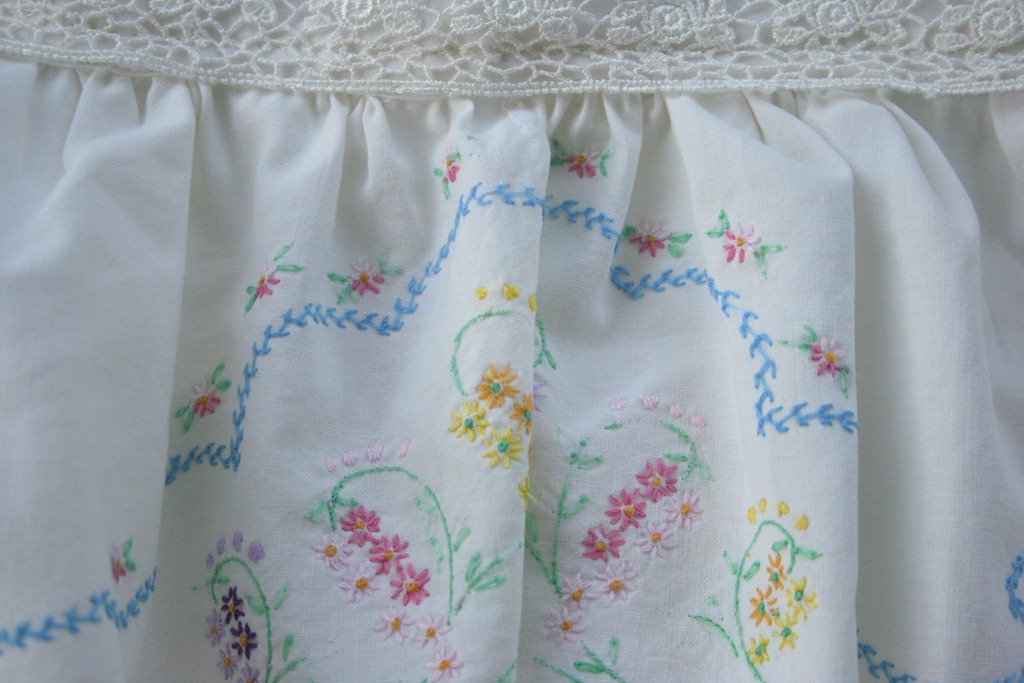 [apron%2520001%255B3%255D.jpg]